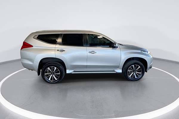 2017 Mitsubishi Pajero Sport GLS QE