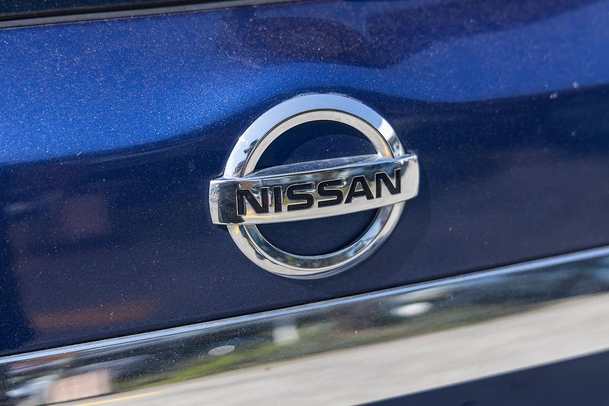2017 Nissan Pathfinder ST-L R52 Series II