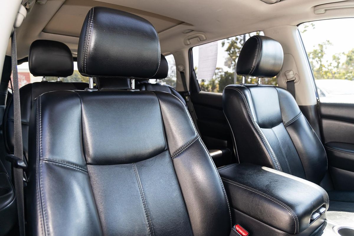 2017 Nissan Pathfinder ST-L R52 Series II
