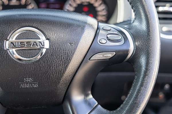2017 Nissan Pathfinder ST-L R52 Series II