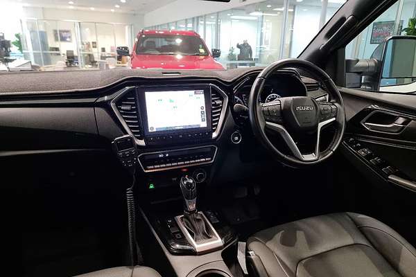 2020 Isuzu D-MAX X-TERRAIN 4X4