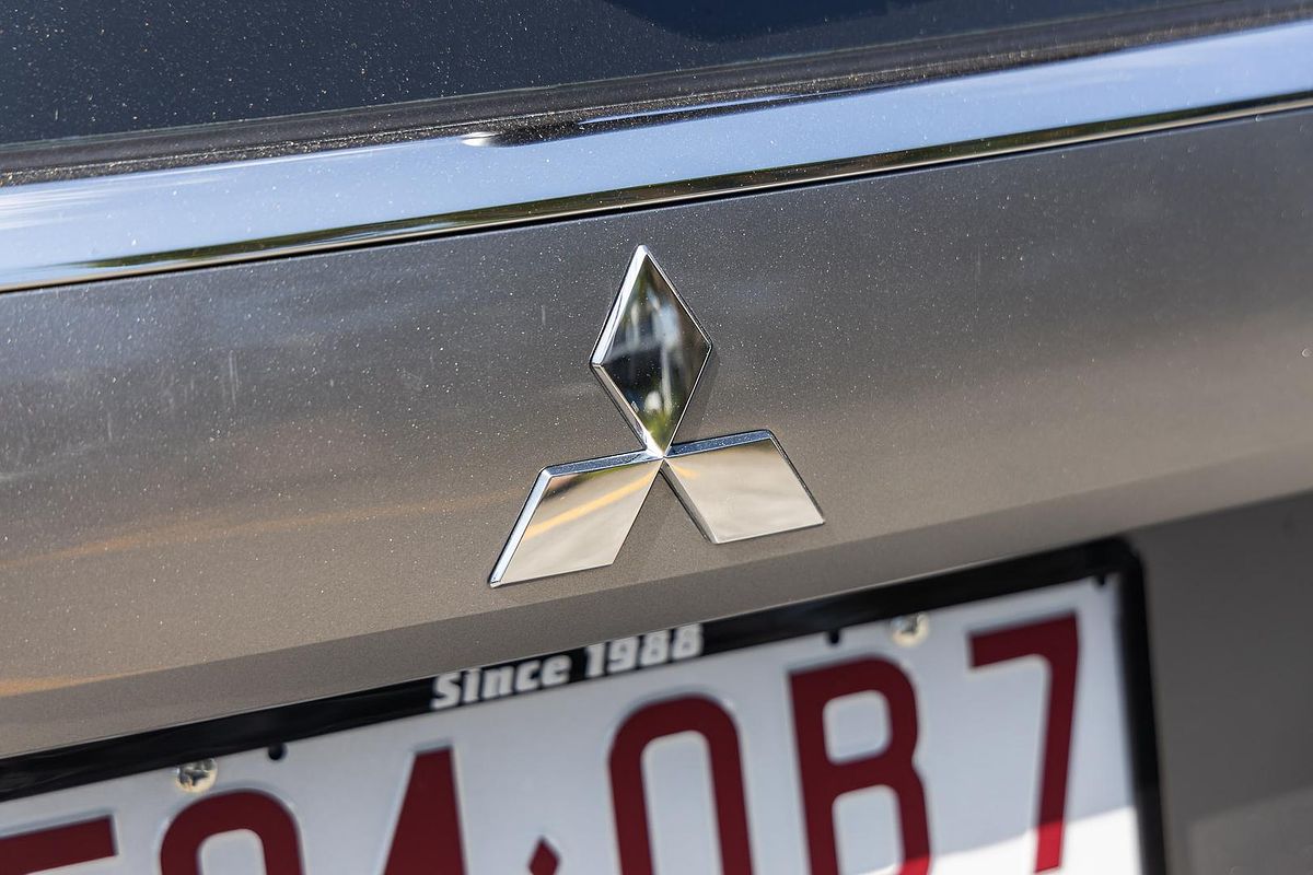 2018 Mitsubishi Outlander ES ZL