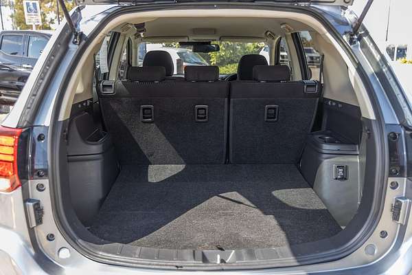 2018 Mitsubishi Outlander ES ZL