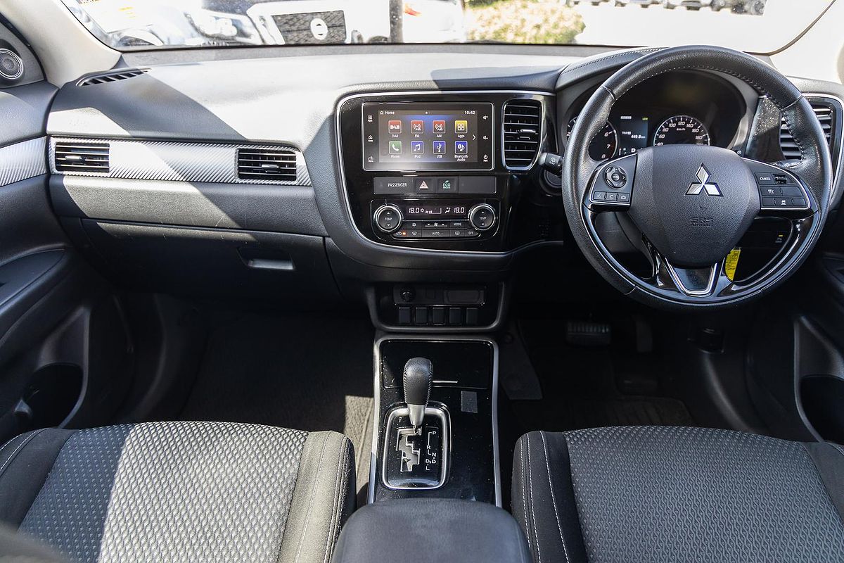 2018 Mitsubishi Outlander ES ZL
