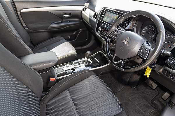 2018 Mitsubishi Outlander ES ZL