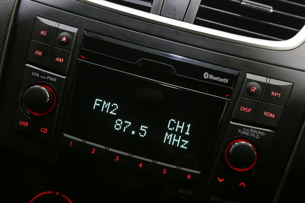 2015 Suzuki Swift GL FZ