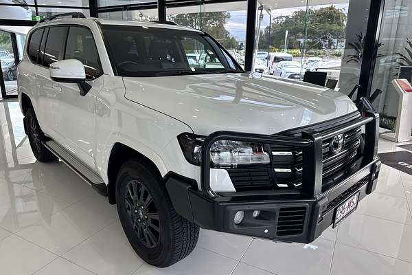 2023 Toyota Landcruiser GXL FJA300R