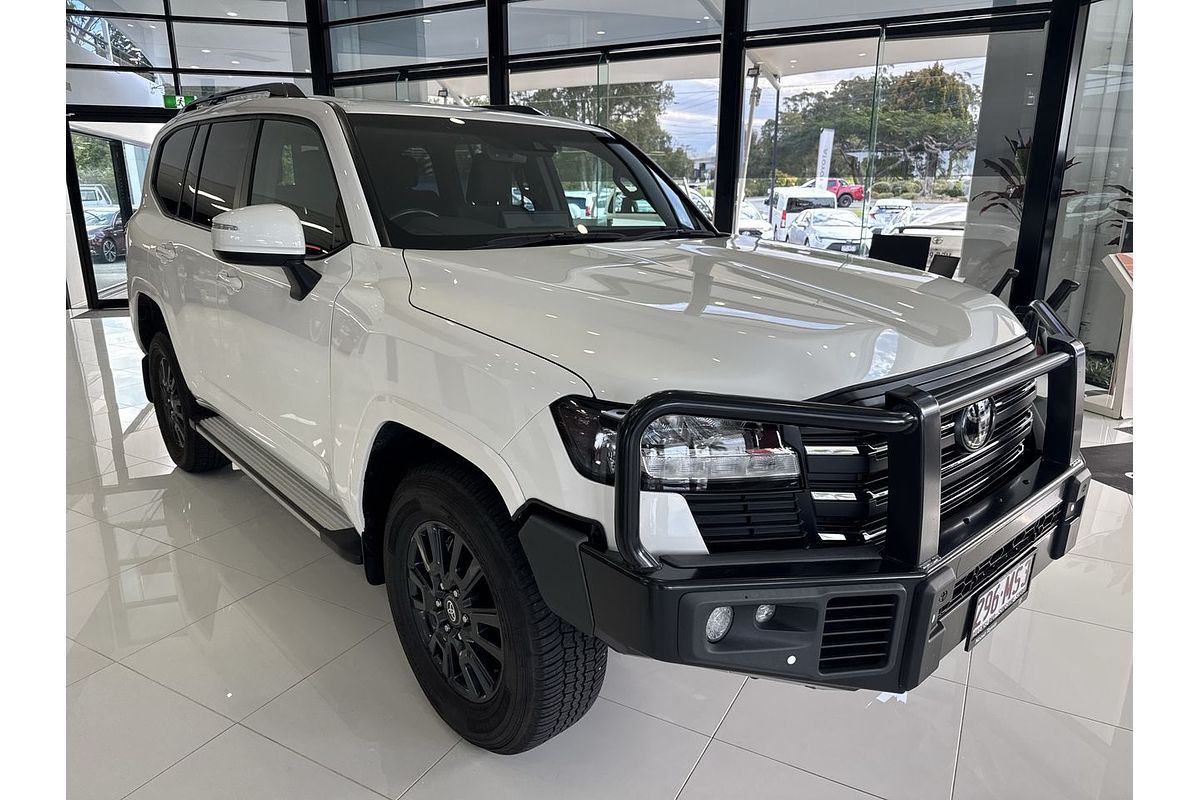 2023 Toyota Landcruiser GXL FJA300R