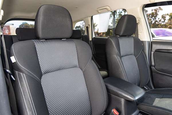 2019 Mitsubishi Outlander ES ZL