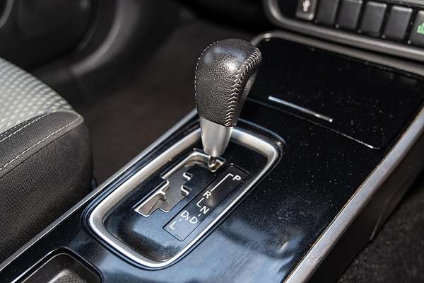 2019 Mitsubishi Outlander ES ZL