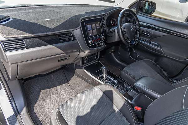 2019 Mitsubishi Outlander ES ZL