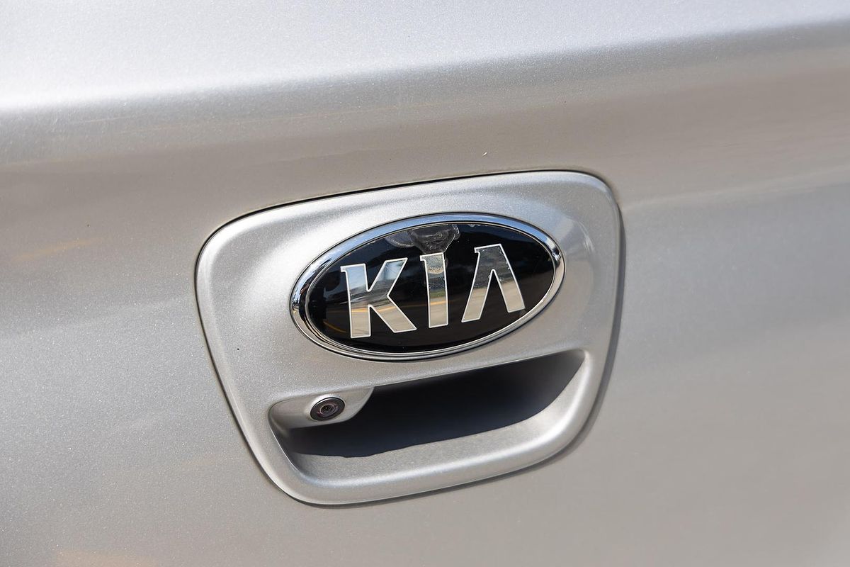 2017 Kia Rio S YB