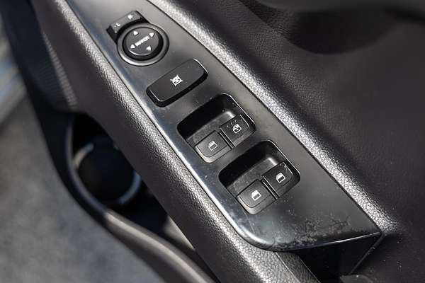 2017 Kia Rio S YB