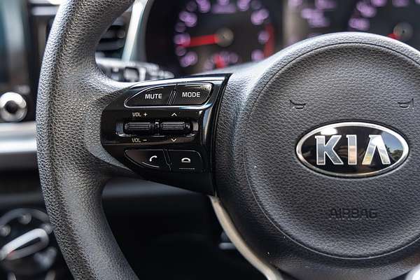 2017 Kia Rio S YB