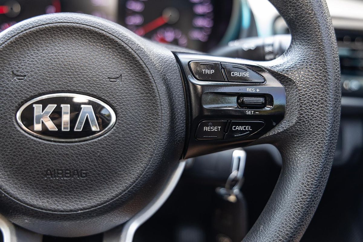 2017 Kia Rio S YB