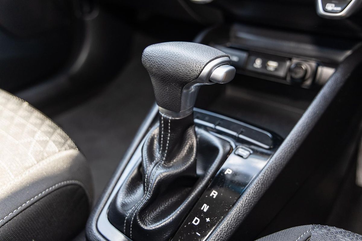 2017 Kia Rio S YB