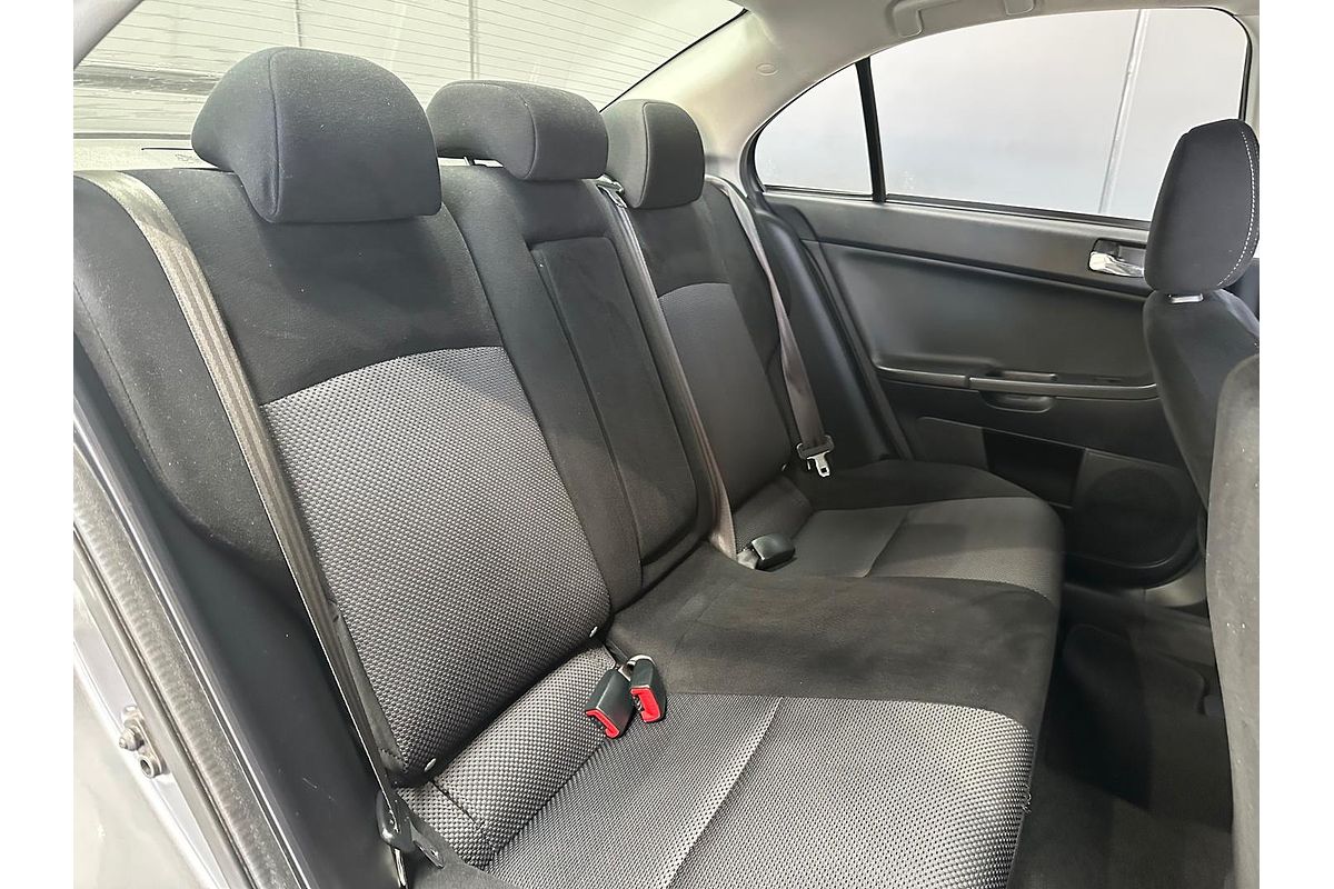 2015 Mitsubishi Lancer ES Sport CJ