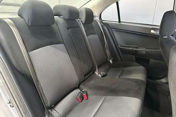 2015 Mitsubishi Lancer ES Sport CJ
