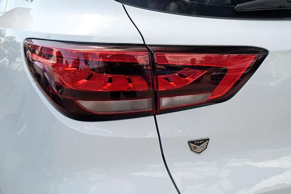 2022 MG ZST Excite