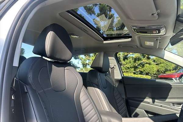 2024 Hyundai i30 Premium CN7.V2