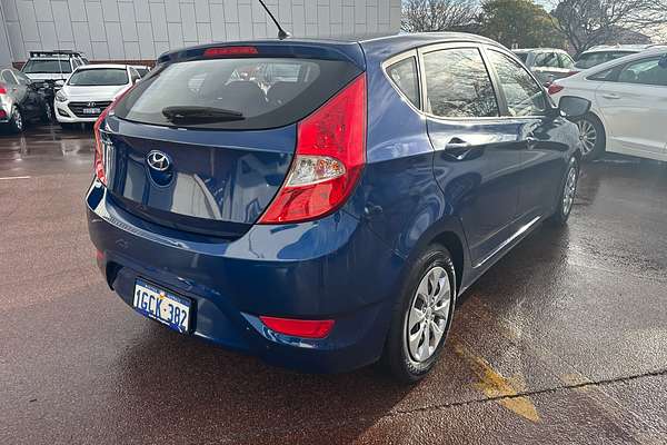 2016 Hyundai Accent Active RB4