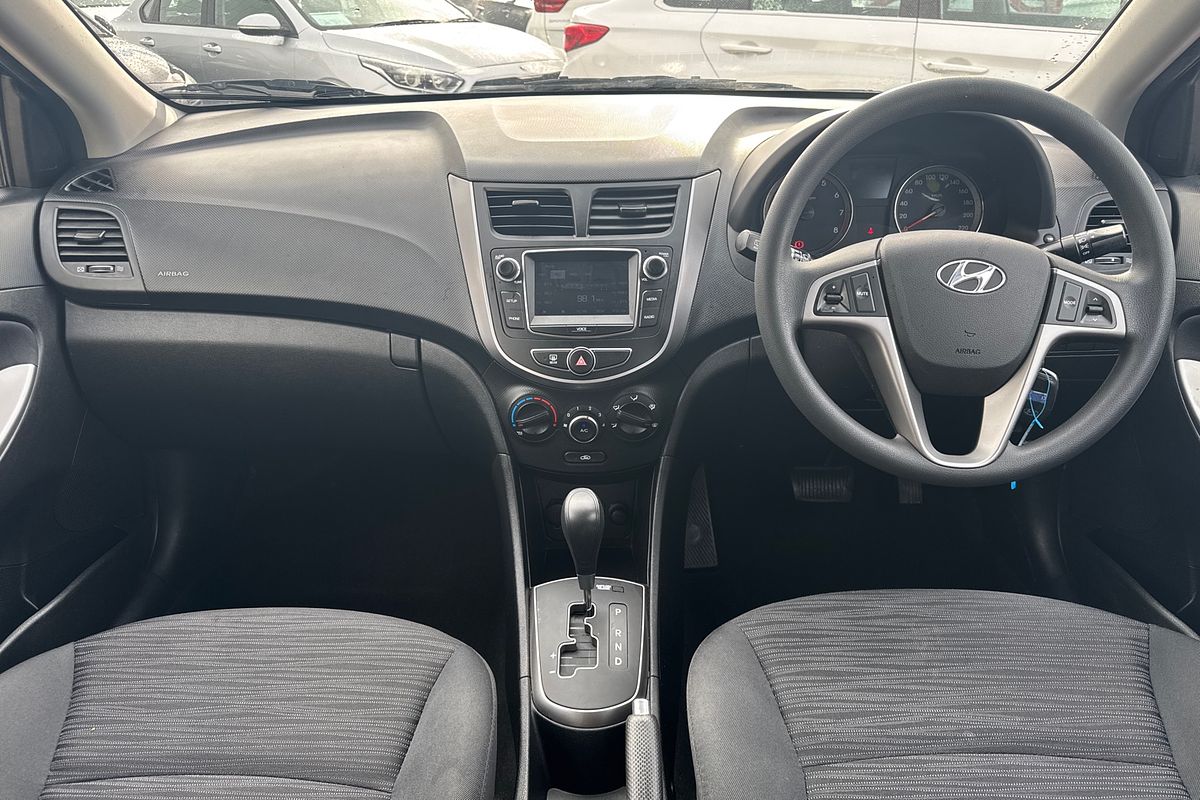 2016 Hyundai Accent Active RB4
