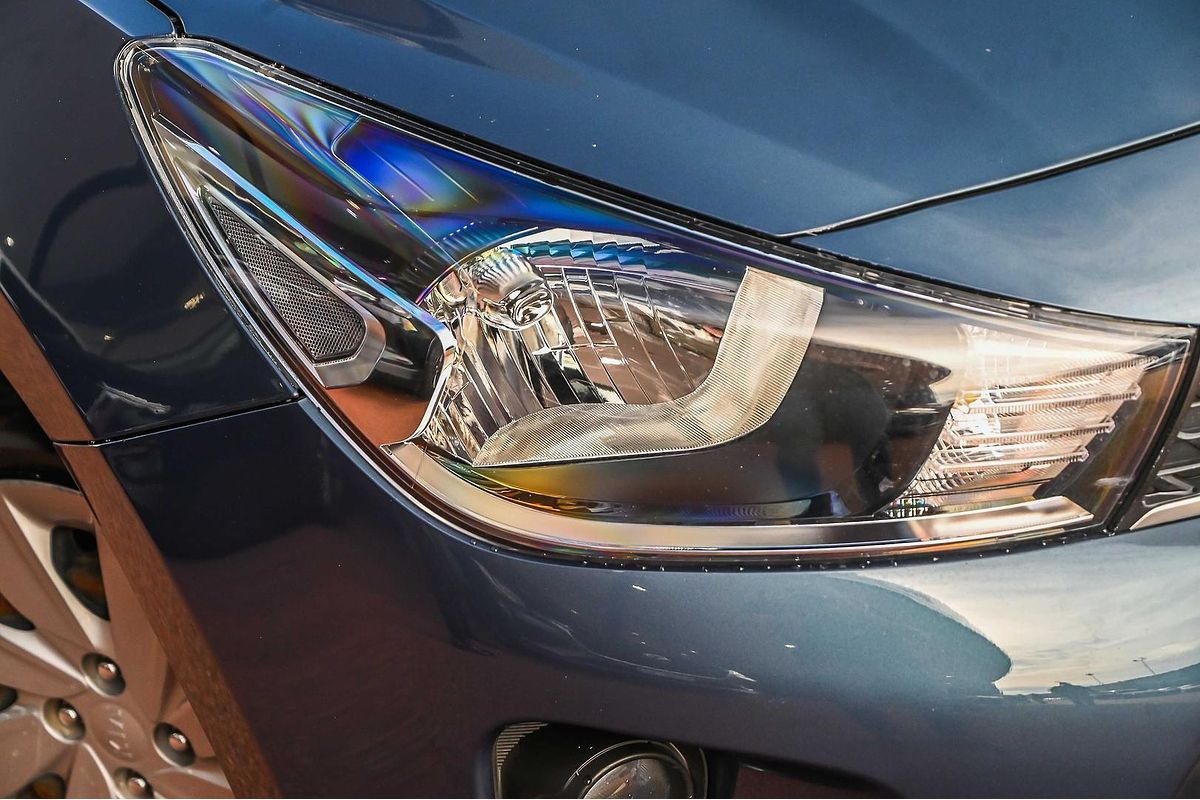 2018 Kia Rio S YB