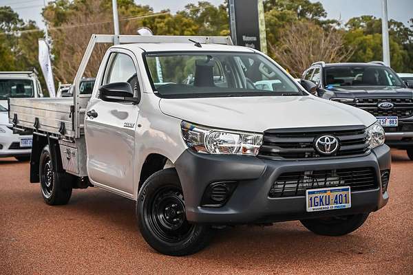 2017 Toyota Hilux Workmate TGN121R Rear Wheel Drive