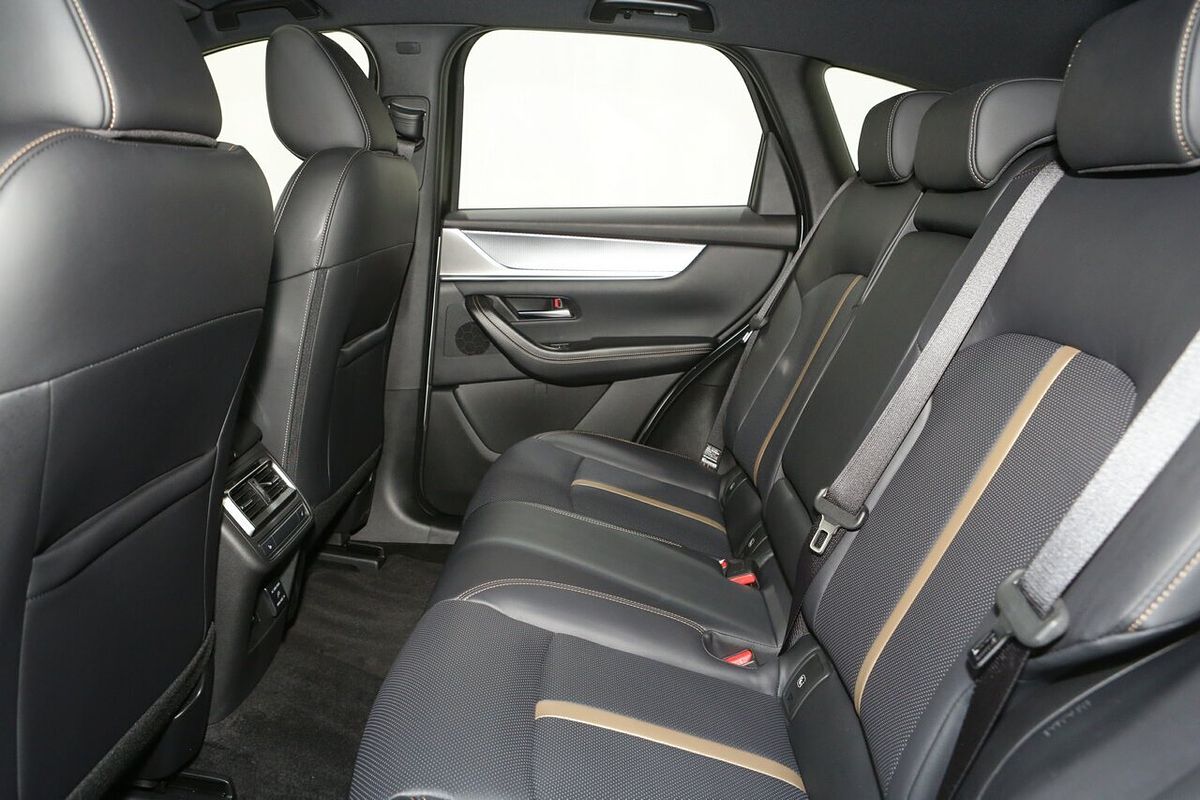 2024 Mazda CX-60 D50e Azami KH Series
