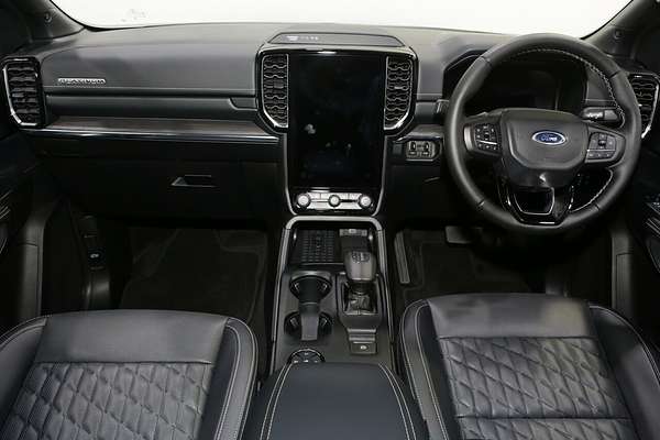 2025 Ford Ranger Platinum 4X4 3.0L