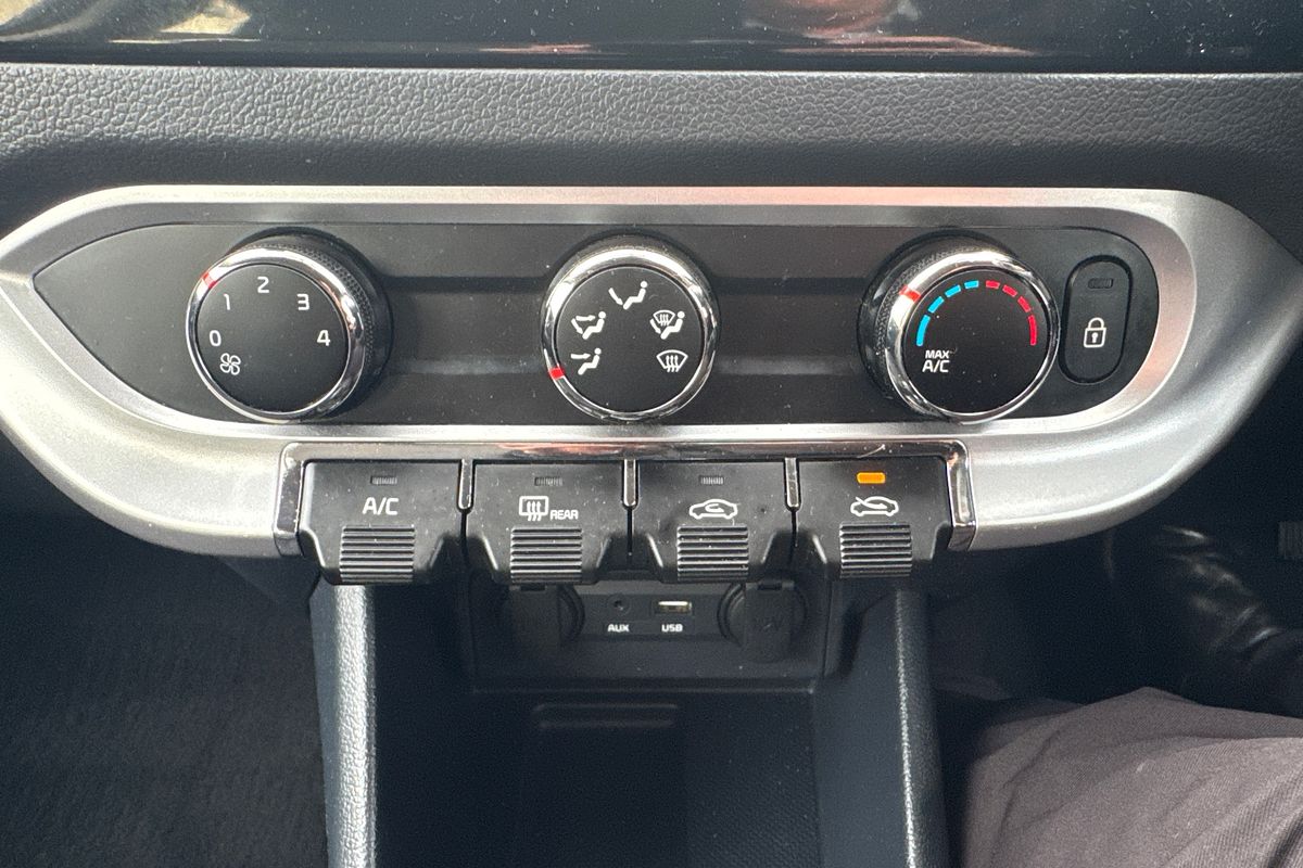 2016 Kia Rio S UB
