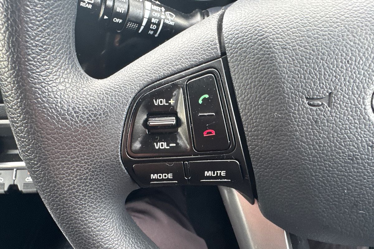 2016 Kia Rio S UB