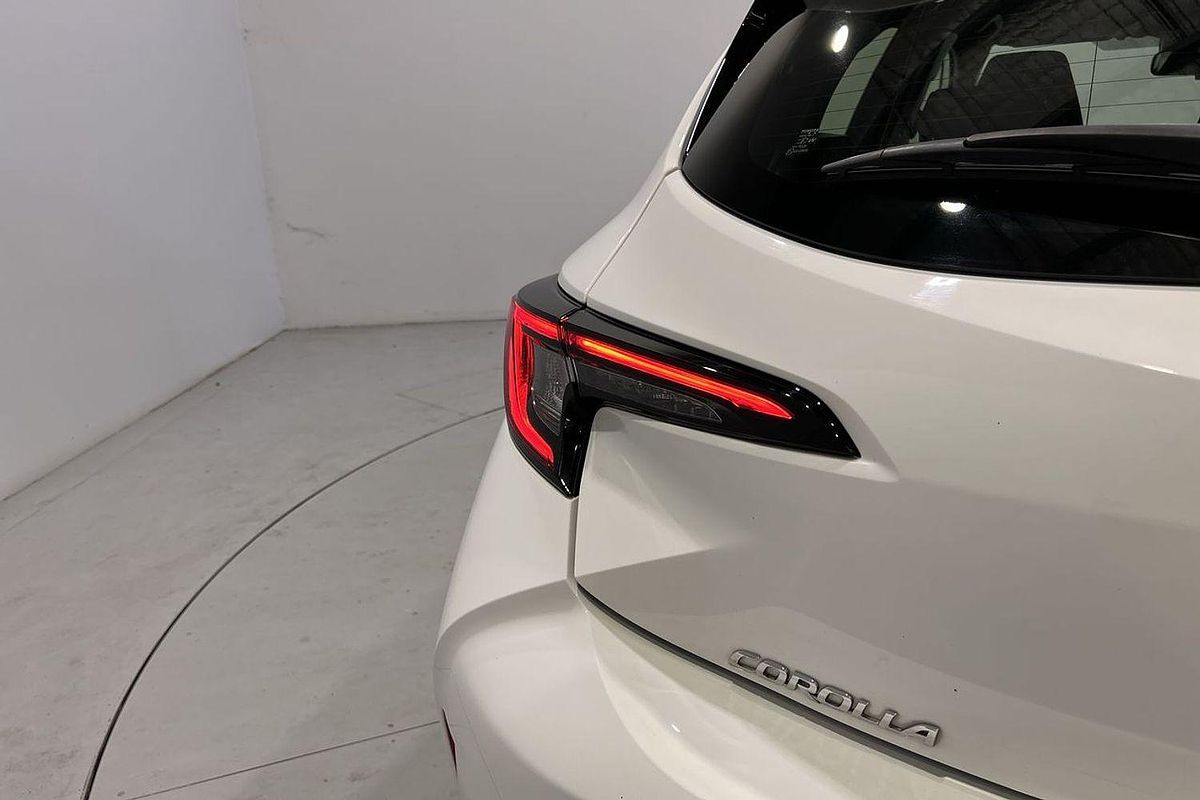 2023 Toyota Corolla Ascent Sport Hybrid ZWE219R