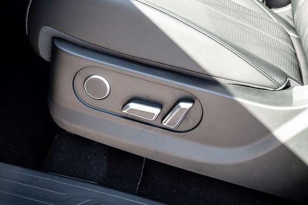 2025 GWM Cannon Alpha Lux PHEV P05 4X4