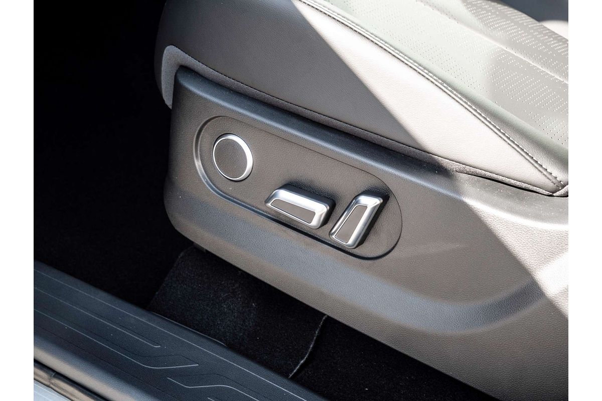 2025 GWM Cannon Alpha Lux PHEV P05 4X4