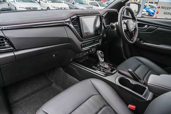 2025 Isuzu D-MAX