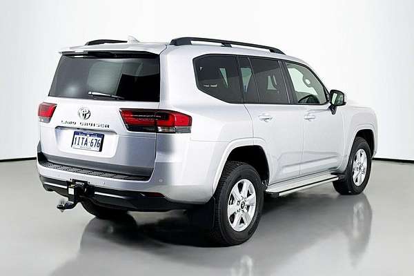 2024 Toyota Landcruiser GXL FJA300R