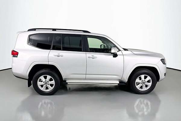 2024 Toyota Landcruiser GXL FJA300R