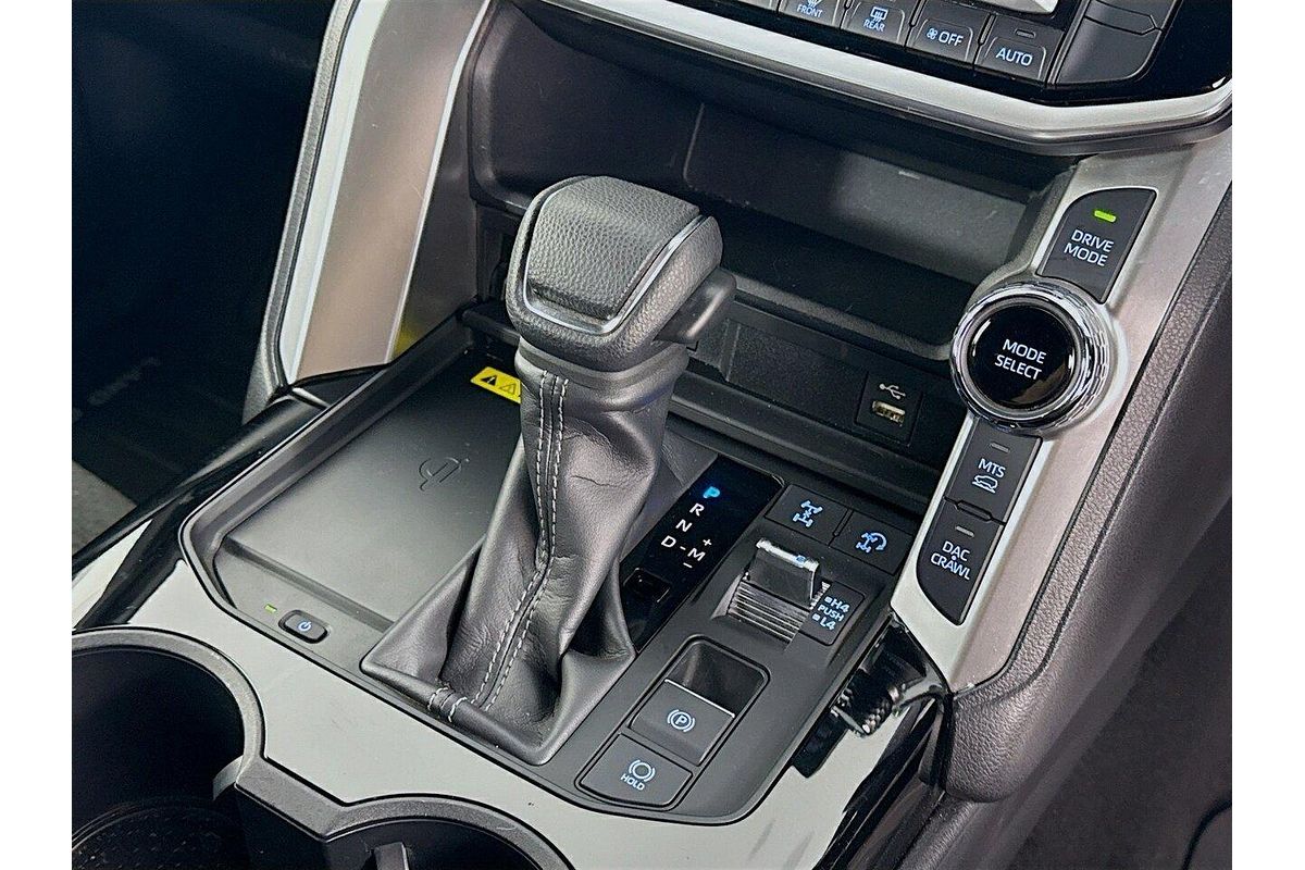2024 Toyota Landcruiser GXL FJA300R