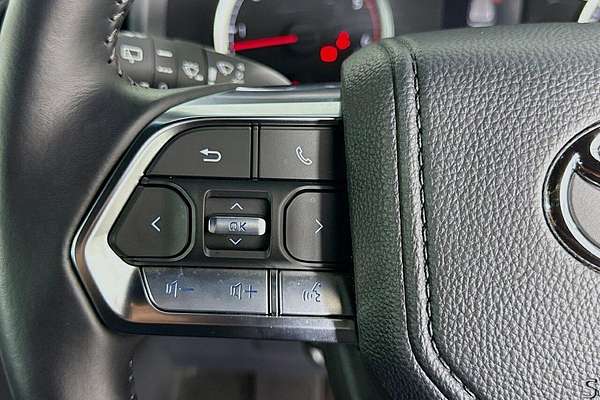 2024 Toyota Landcruiser GXL FJA300R