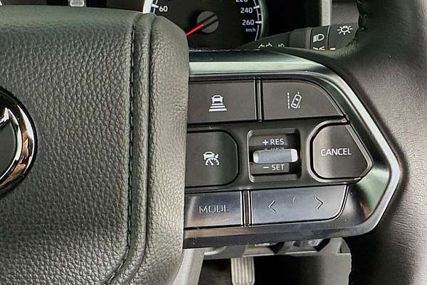 2024 Toyota Landcruiser GXL FJA300R