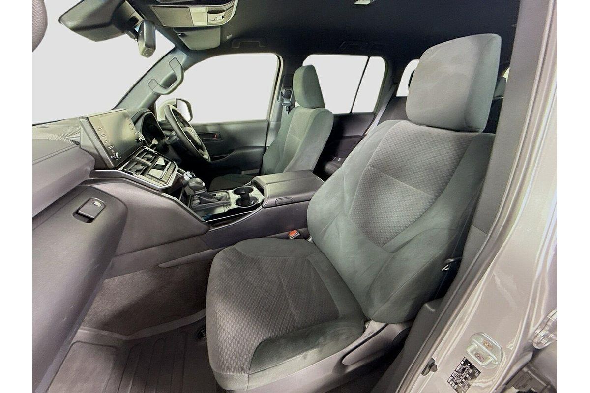 2024 Toyota Landcruiser GXL FJA300R