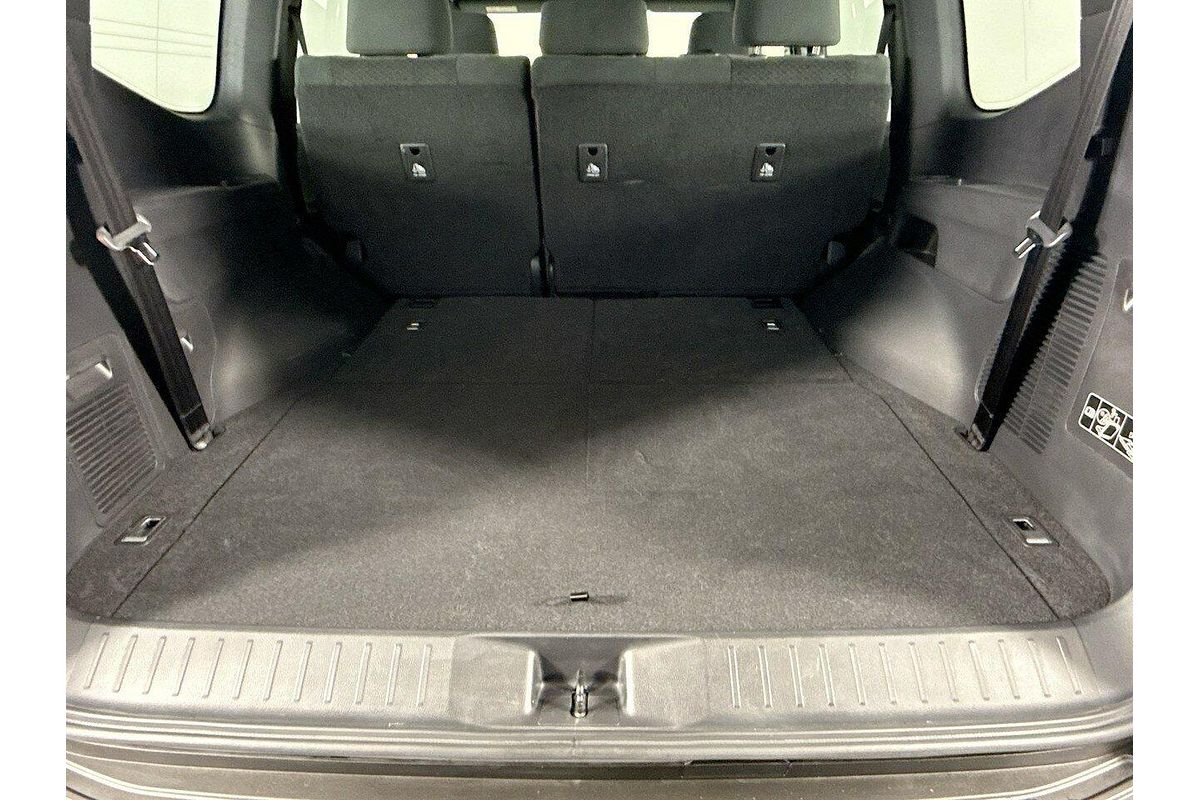 2024 Toyota Landcruiser GXL FJA300R