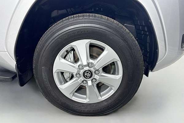 2024 Toyota Landcruiser GXL FJA300R