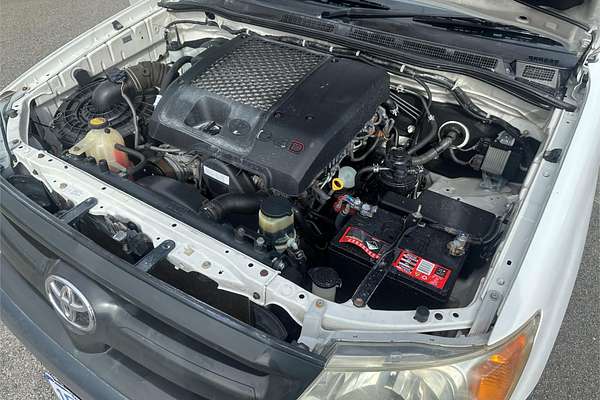 2006 Toyota Hilux SR KUN16R Rear Wheel Drive