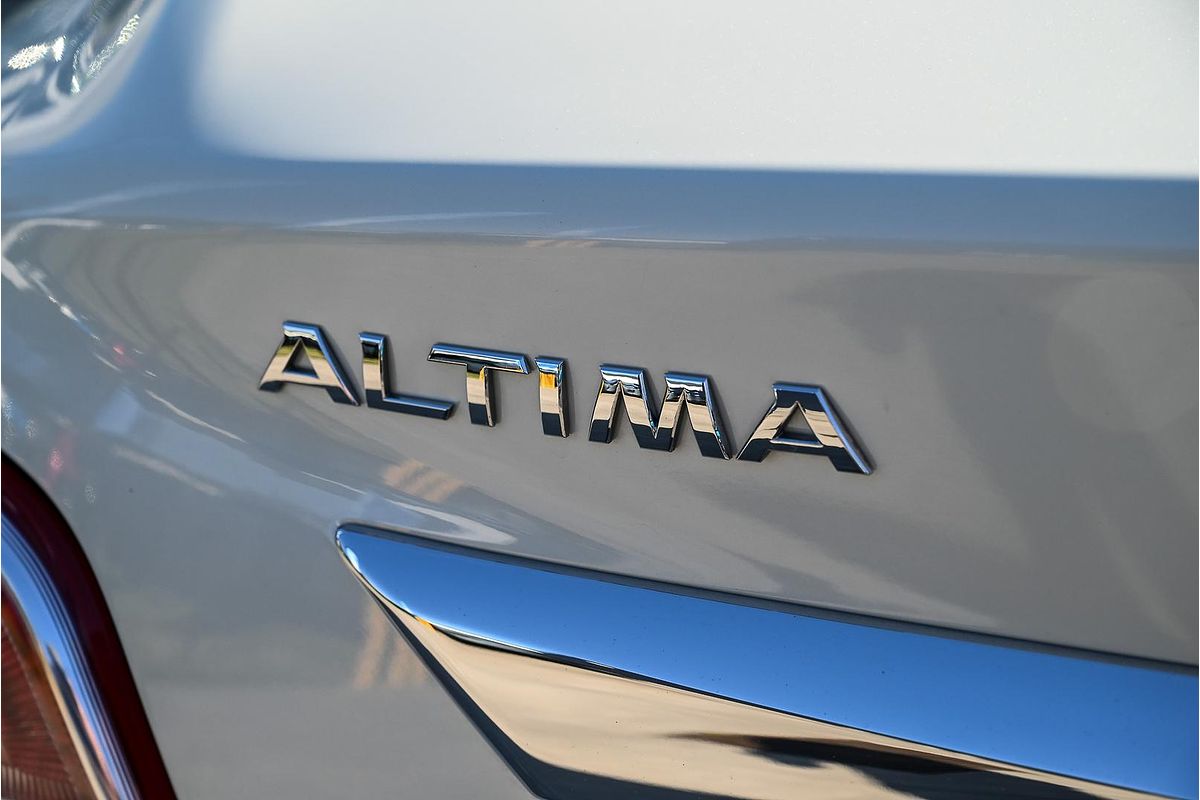 2013 Nissan Altima Ti-S L33