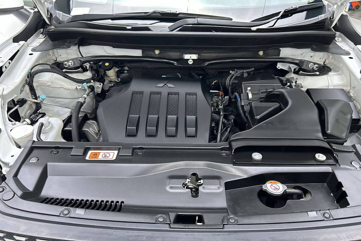 2023 Mitsubishi Eclipse Cross ES YB