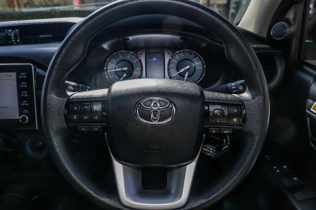 2022 Toyota Hilux SR GUN126R 4X4