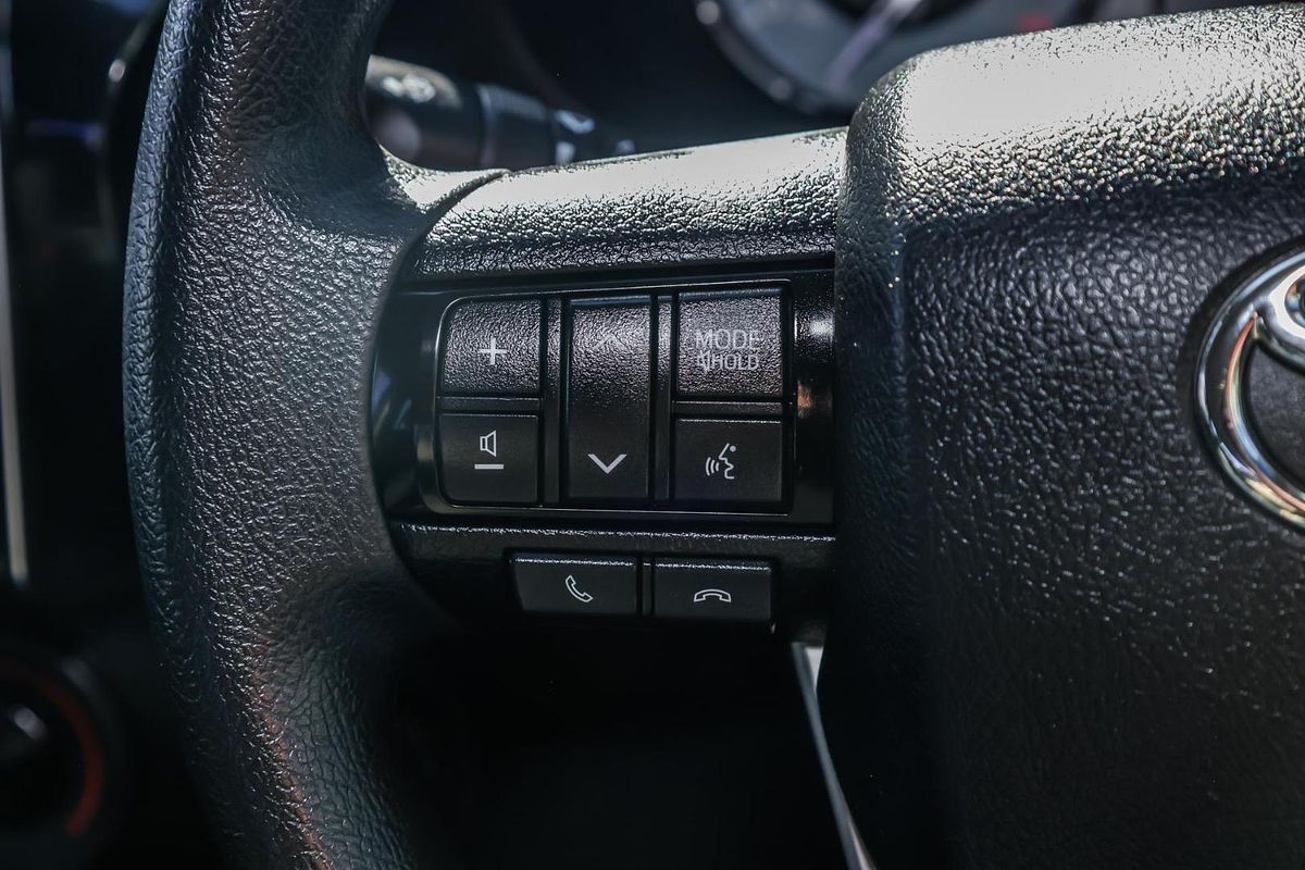 2022 Toyota Hilux SR GUN126R 4X4