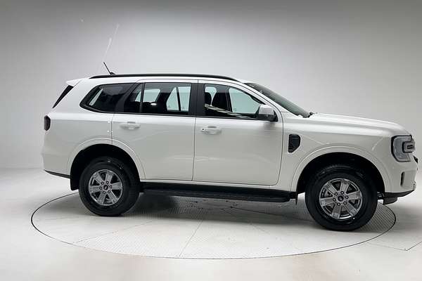 2025 Ford Everest Ambiente 2.0L